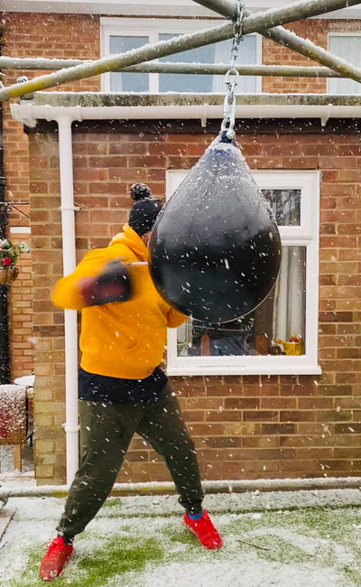 CAN HEAVY HITTERS AQUA BAGS BE USED OUTSIDE ALL YEAR ROUND?